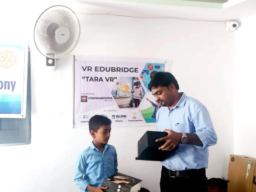 school childrens using vr.