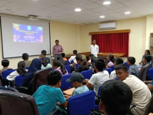 students-learning-about-.robotic-workshop-for-kids-by-stem-sunq